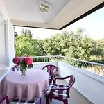 Mit Gemeinschaftlichem Pool Und Grill By Interhome شقة بولا