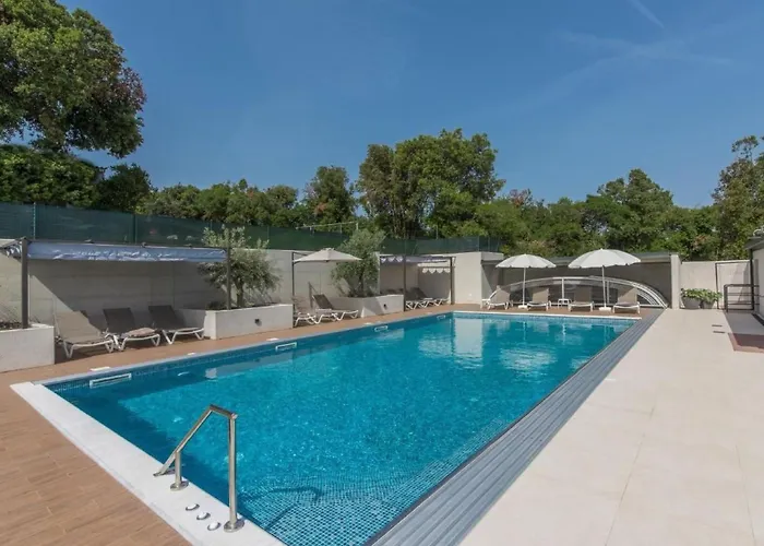 Apartman Mit Gemeinschaftlichem Pool Und Grill By Interhome *