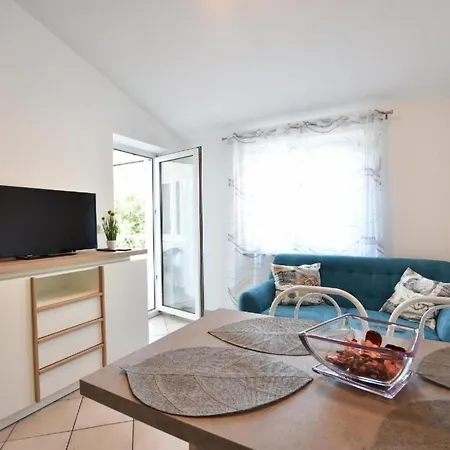 Mit Gemeinschaftlichem Pool Und Grill By Interhome 아파트 *